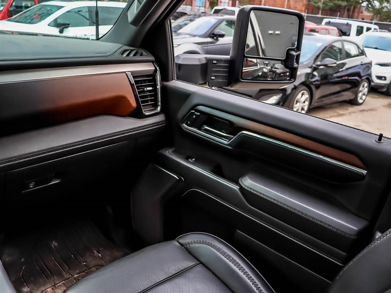 2024 GMC Sierra 3500HD 4WD Crew Cab Long Box Denali Photo