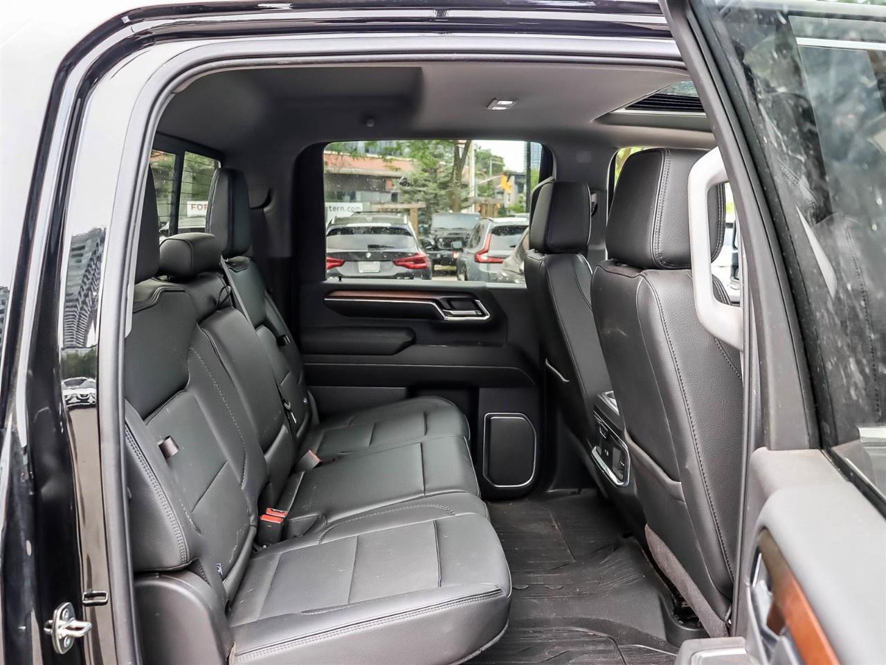 2024 GMC Sierra 3500HD 4WD Crew Cab Long Box Denali Photo