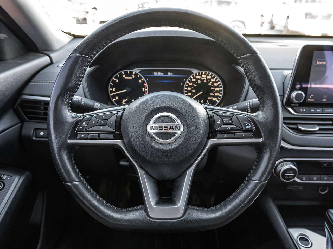 2019 Nissan Altima 205 SV AWD   ROOF   BACK UP CAMERA Photo