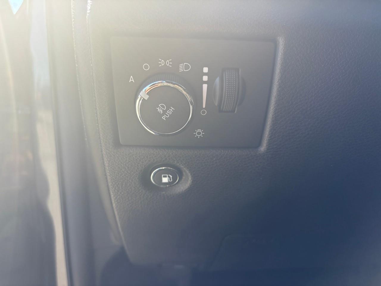 2021 Jeep Grand Cherokee Laredo 4dr 4x4 Photo