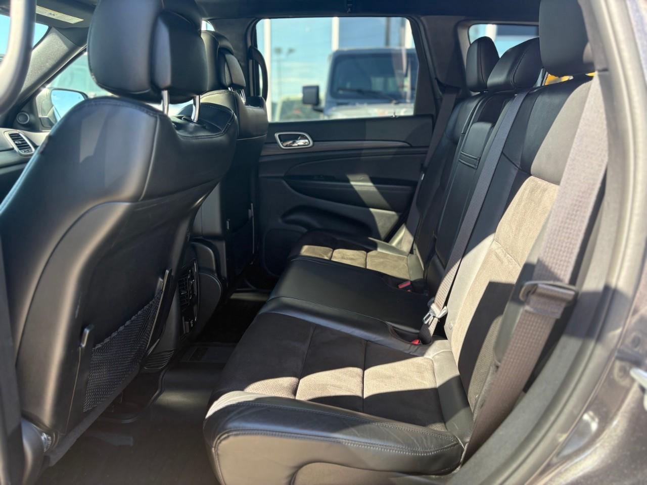 2021 Jeep Grand Cherokee Laredo 4dr 4x4 Photo