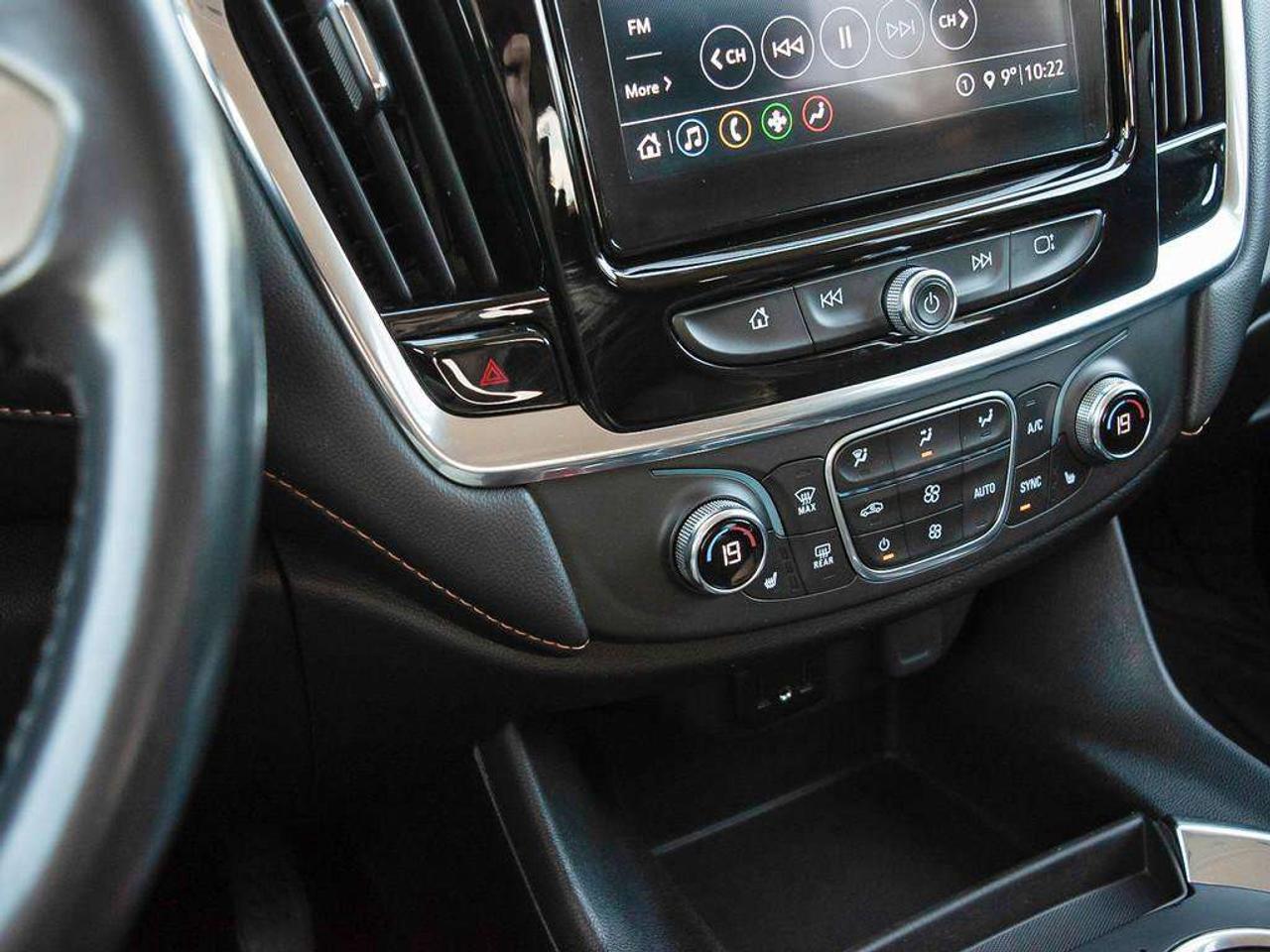 2020 Chevrolet Traverse LT Cloth Photo