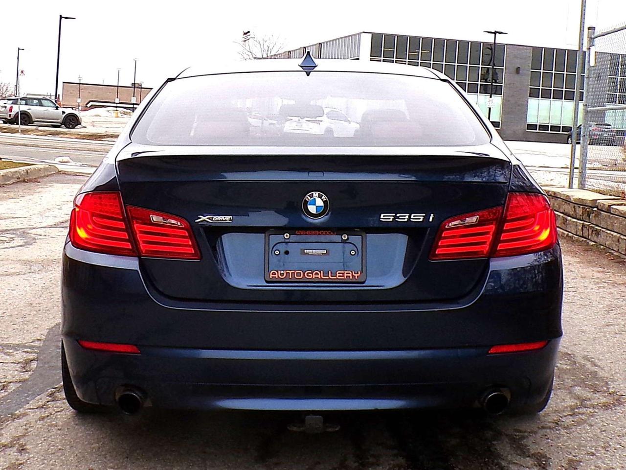 2013 BMW 5 Series X-DRIVE PREMIUM HUD NAVI CAMERA SUNROOF F/R SENSORS Photo