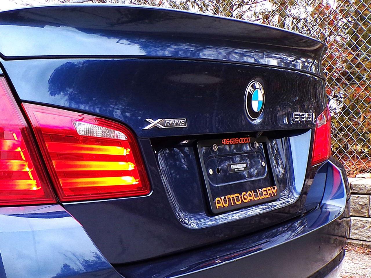 2013 BMW 5 Series X-DRIVE PREMIUM HUD NAVI CAMERA SUNROOF F/R SENSORS Photo