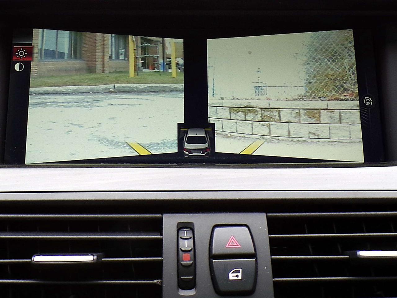 2013 BMW 5 Series X-DRIVE PREMIUM HUD NAVI CAMERA SUNROOF F/R SENSORS Photo