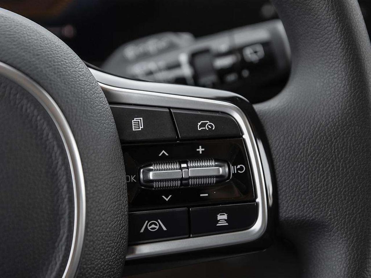 2026 Kia Carnival LX Photo