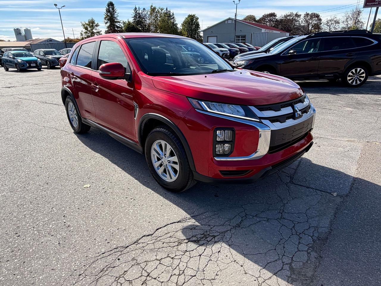 2024 Mitsubishi RVR SE/AWD/HEATED SEATS/BACK UP CAM/CALL PICTON Photo