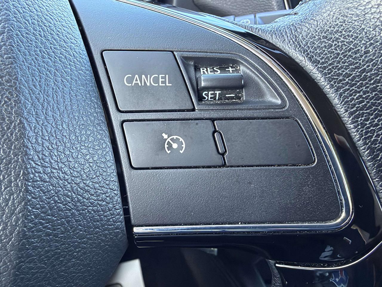 2024 Mitsubishi RVR SE/AWD/HEATED SEATS/BACK UP CAM/CALL PICTON Photo
