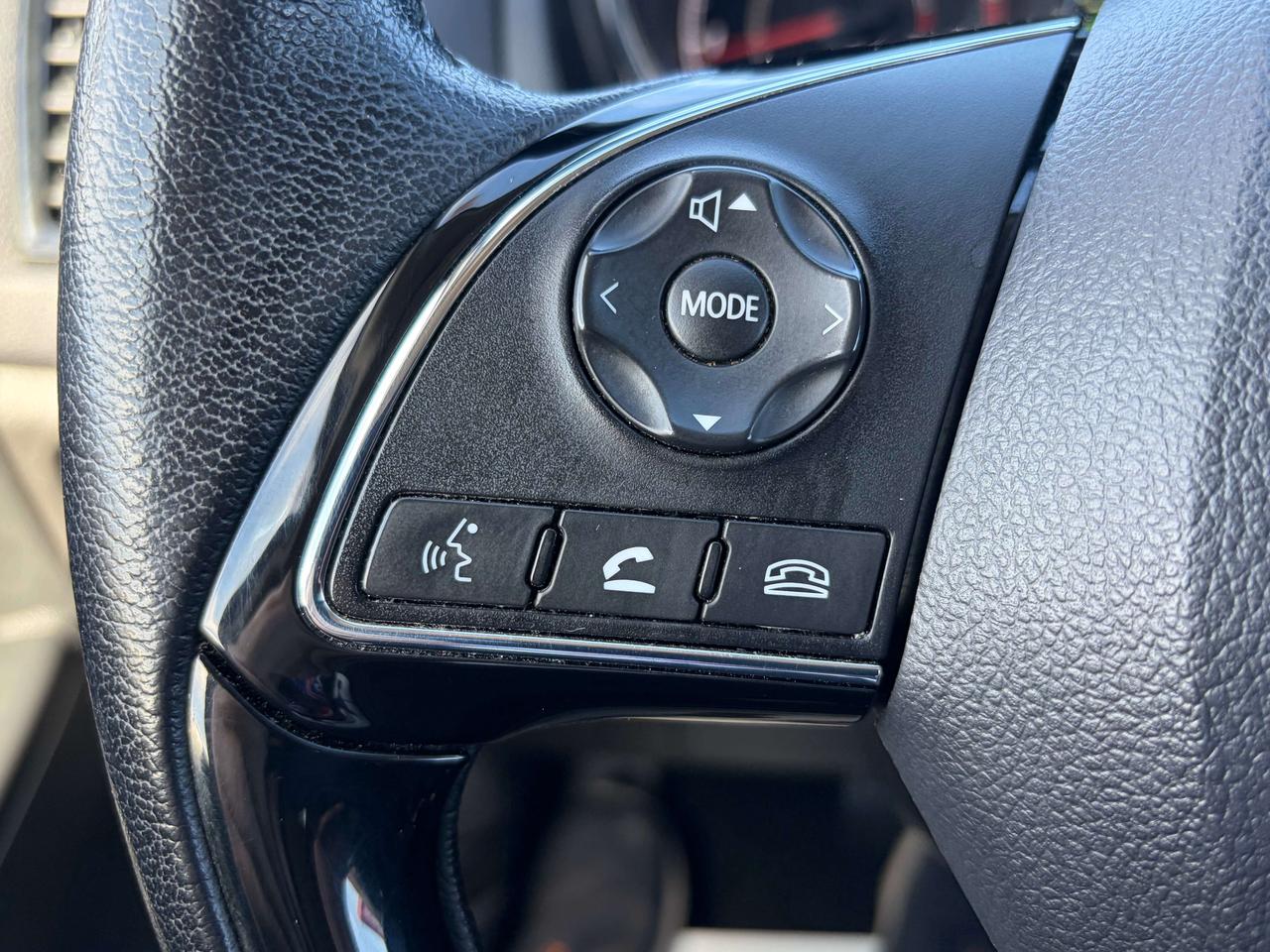 2024 Mitsubishi RVR SE/AWD/HEATED SEATS/BACK UP CAM/CALL PICTON Photo