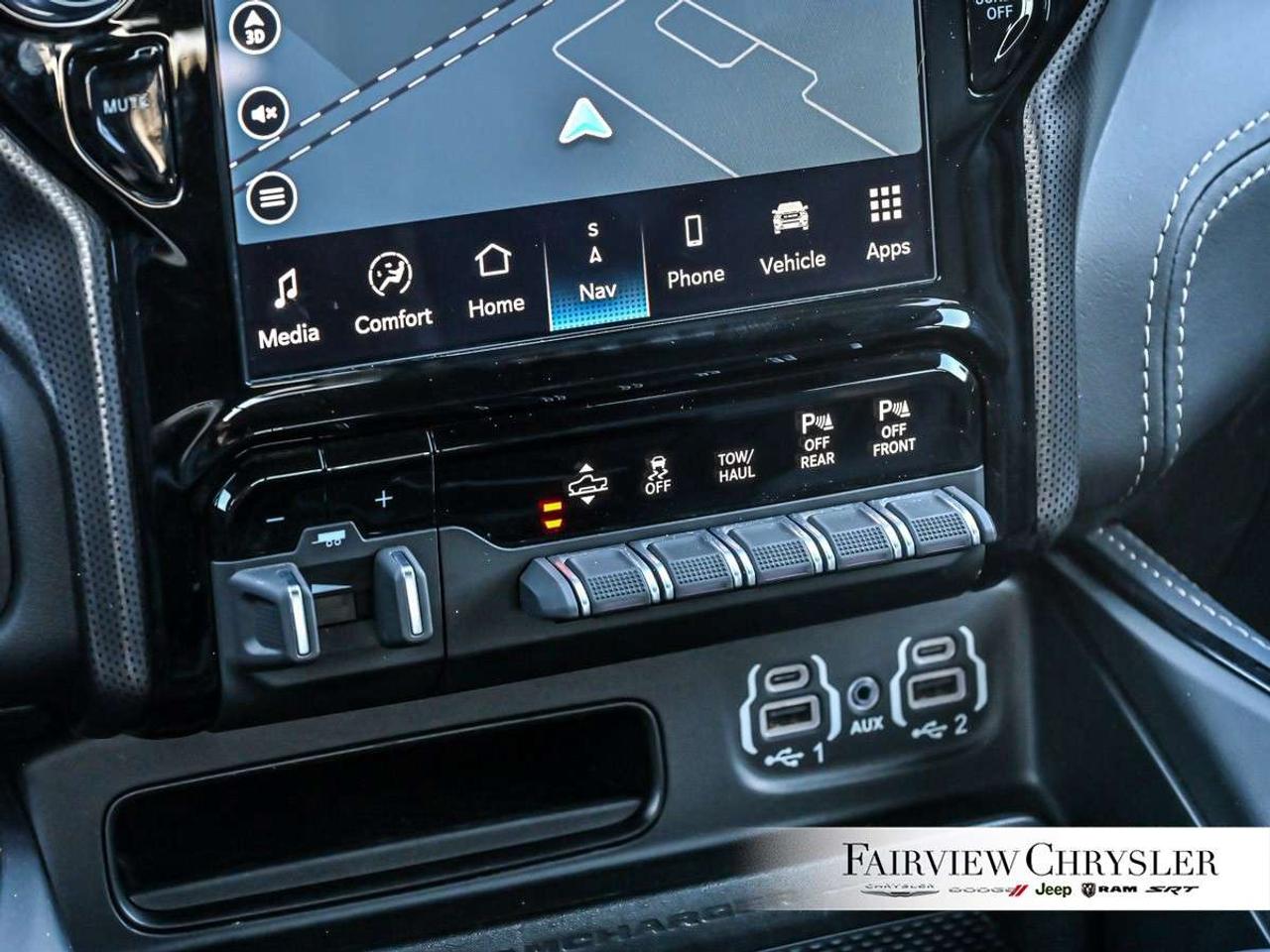 2024 RAM 1500 Limited 4x4 Crew Cab 5'7 Box PANO ROOF   RAM BOX   NIGHT EDITION   19 SPEAKER HARMAN / KARDON   CARPLAY   SPORT HOOD Photo