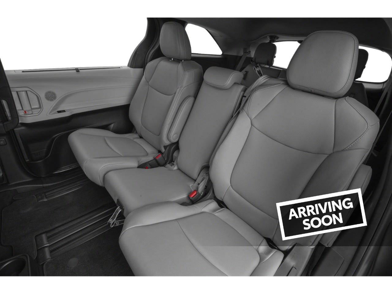2026 Toyota Sienna XLE 8-Passenger FWD Photo