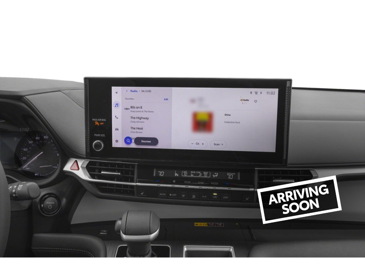2026 Toyota Sienna XLE 8-Passenger FWD Photo