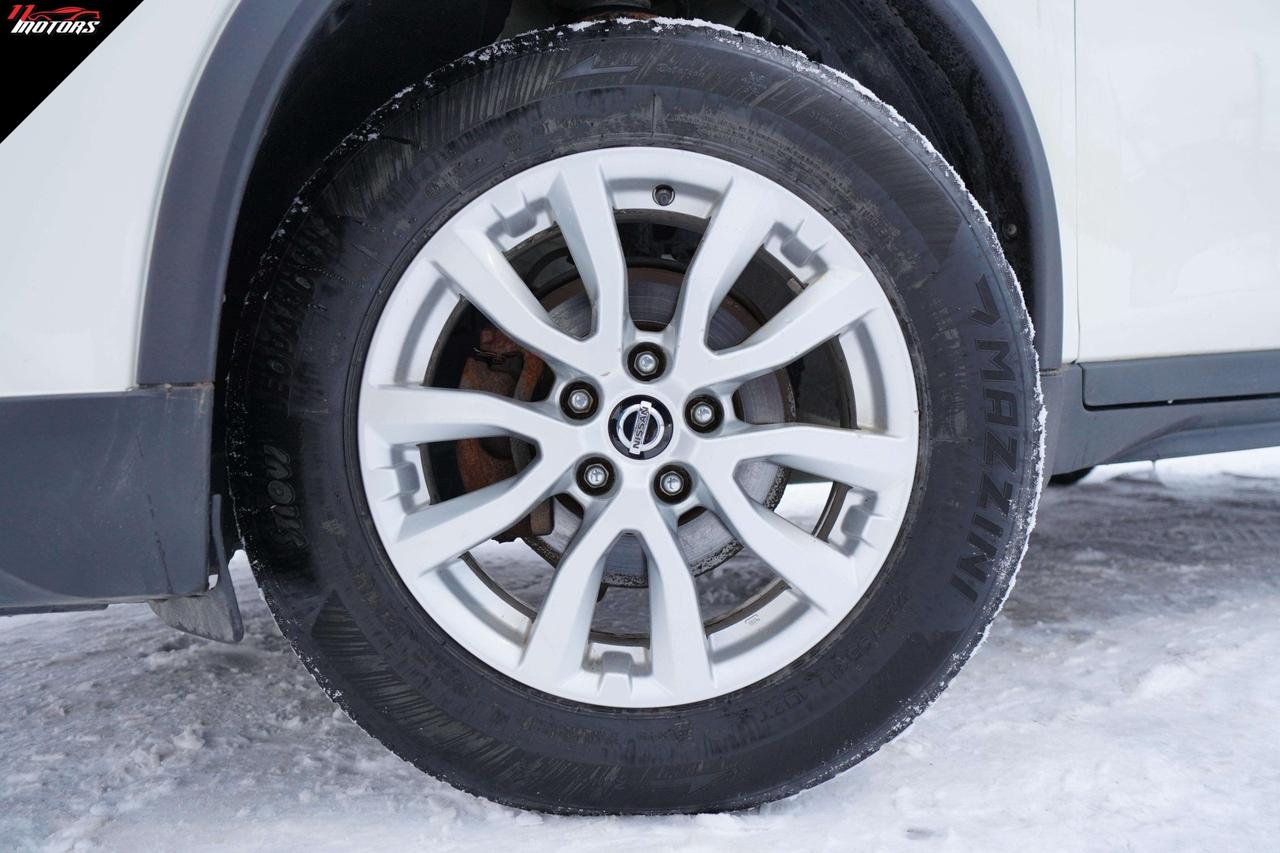 2020 Nissan Rogue AWD S Photo