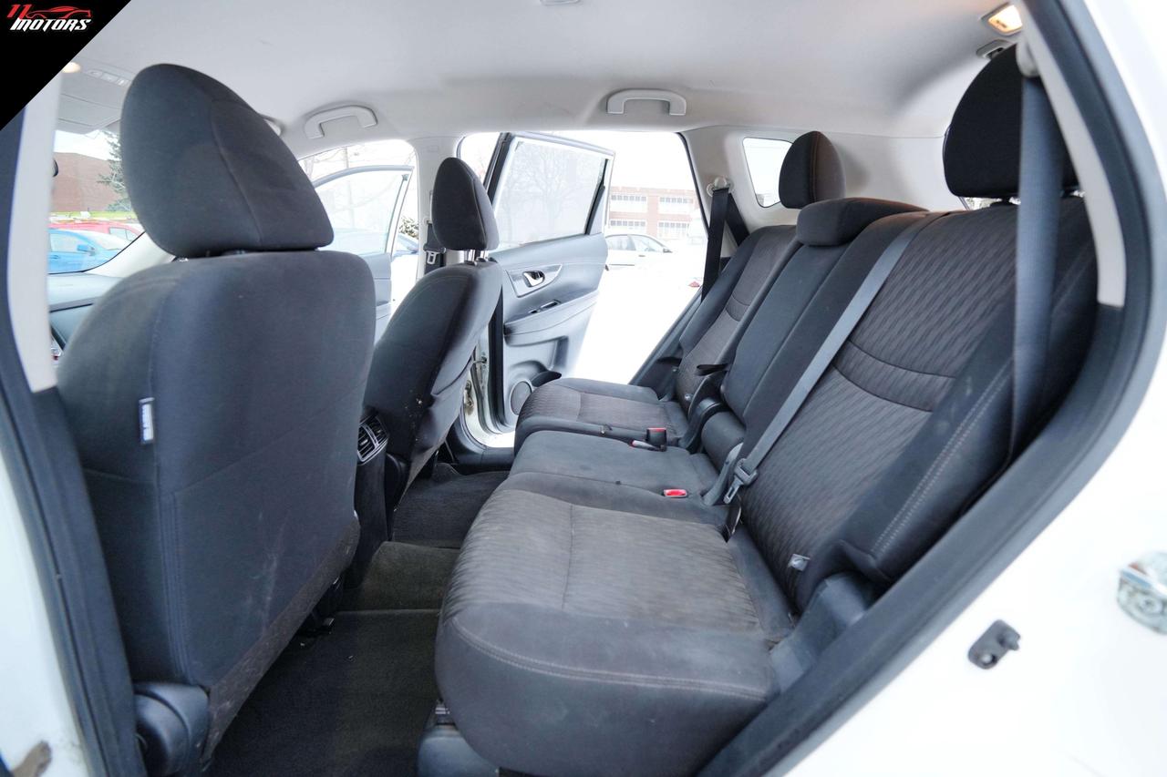 2020 Nissan Rogue AWD S Photo