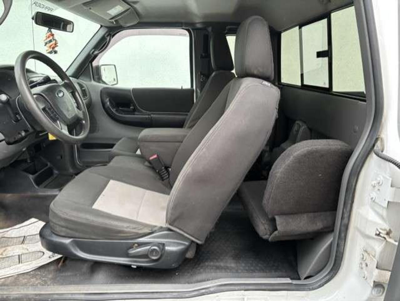 2011 Ford Ranger Sport 4X4 **AUTOMATIC-NEW TIRES/BRAKES/SHOCKS** Photo