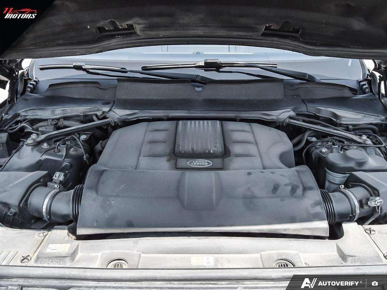2017 Land Rover Range Rover Sport 4WD 4dr V8 SUPERCHARGED!!   NO ACCIDENTS  LOW KMS Photo