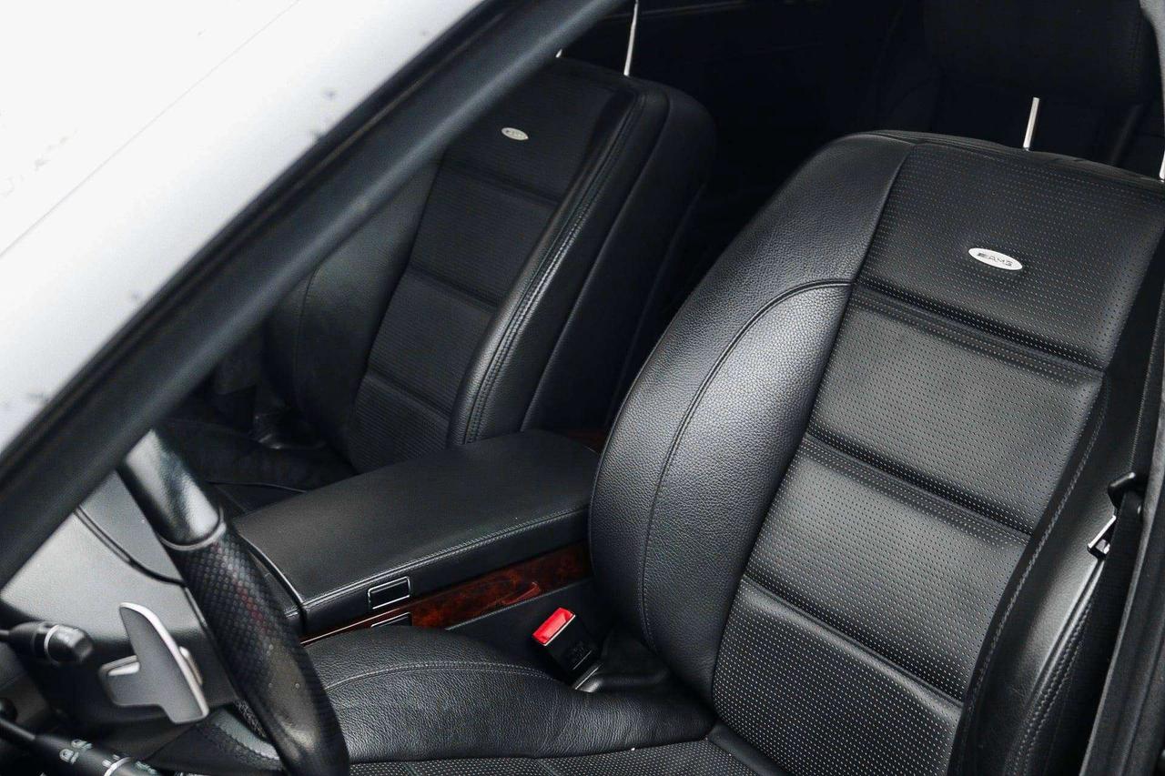 2009 Mercedes-Benz S-Class 4dr Sdn 6.2L V8 AMG RWD PERFORMANCE PACKAGE   LOADED   NO ACCIDENTS Photo