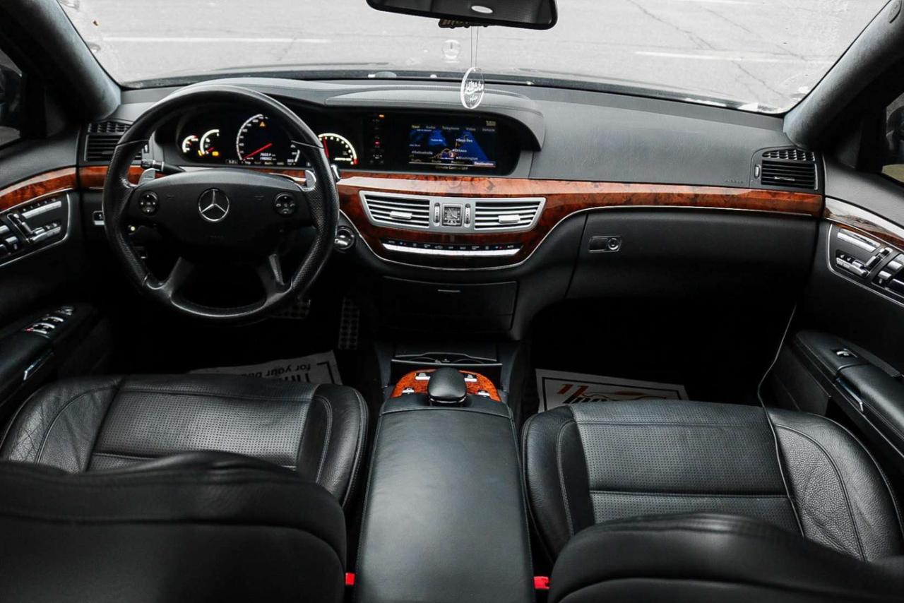 2009 Mercedes-Benz S-Class 4dr Sdn 6.2L V8 AMG RWD PERFORMANCE PACKAGE   LOADED   NO ACCIDENTS Photo