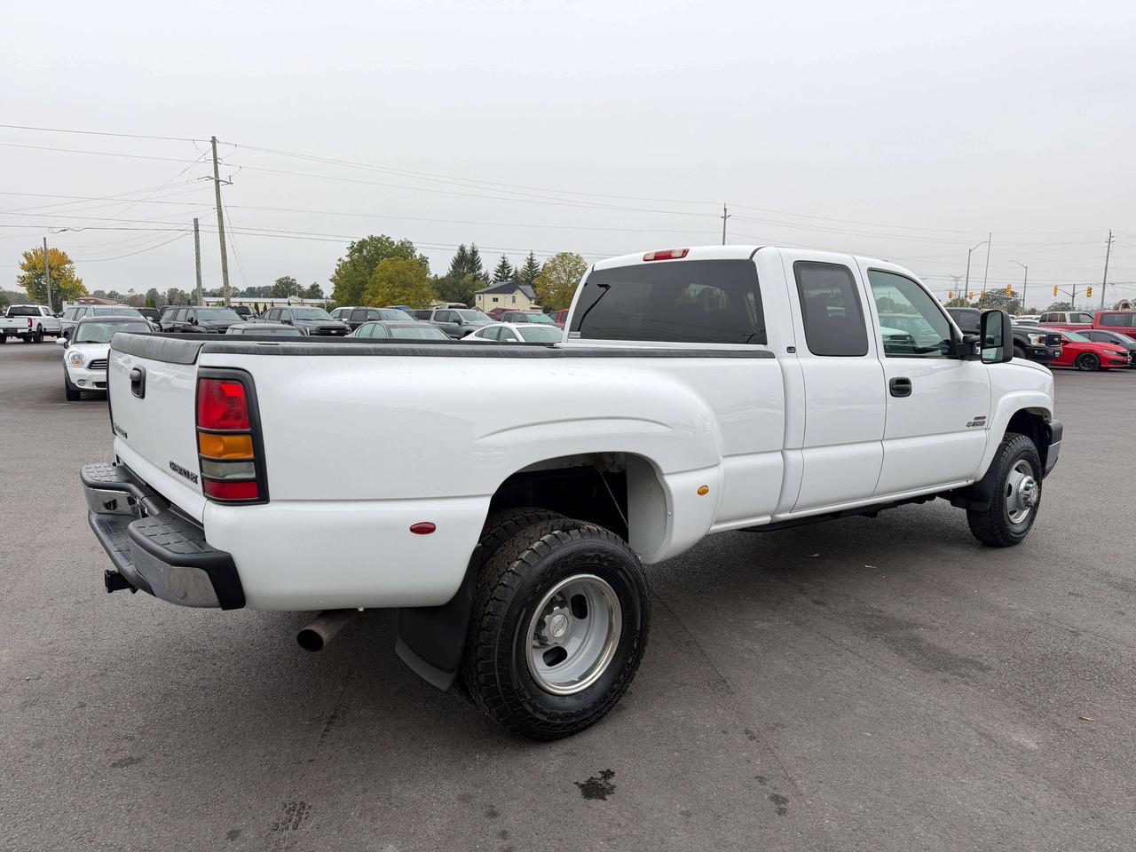 2005 Chevrolet Silverado 3500 LS Photo