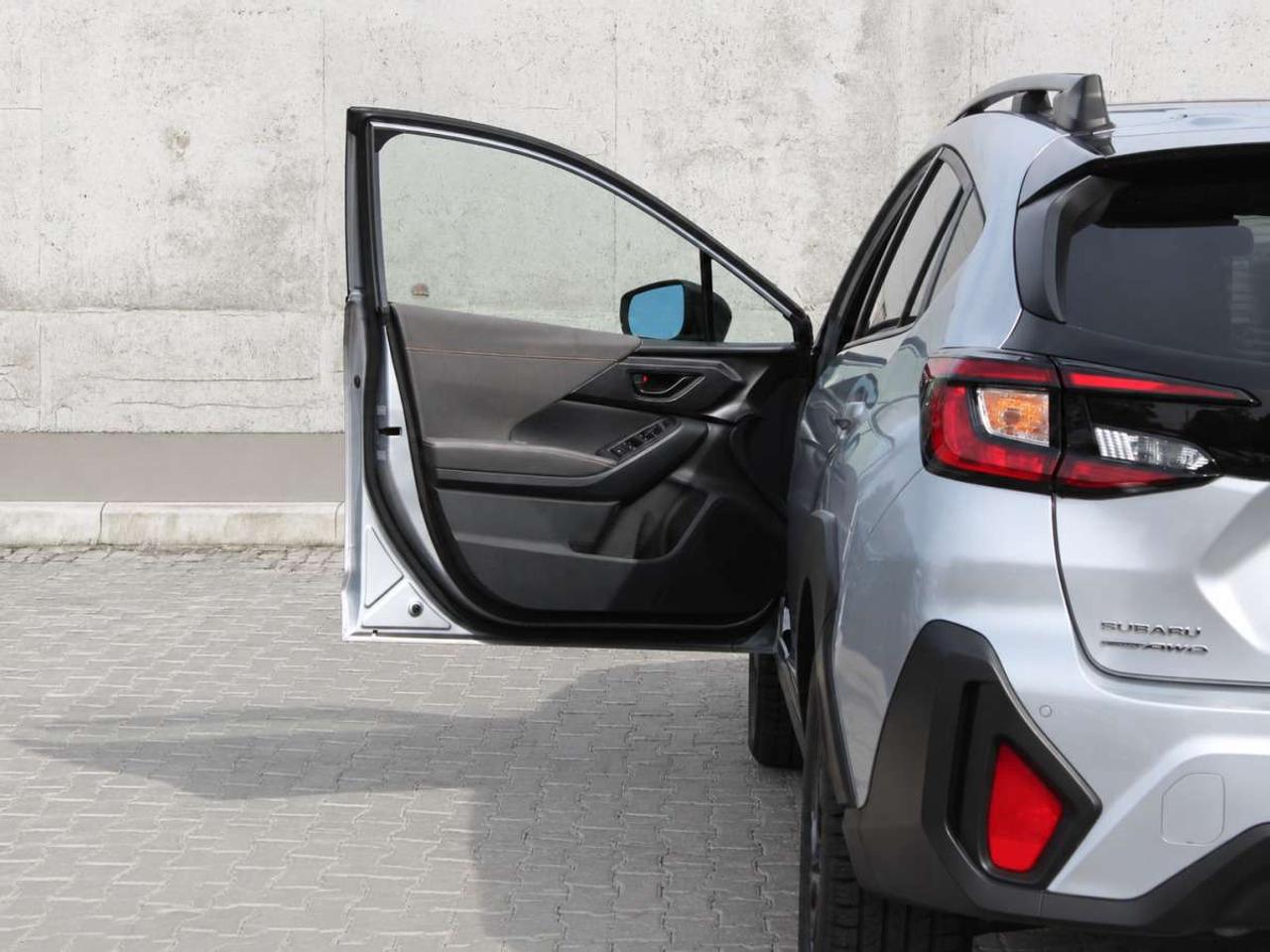 2024 Subaru Crosstrek Sport  AppleCarPlay SiriusXM ReverseCamera Parking Photo