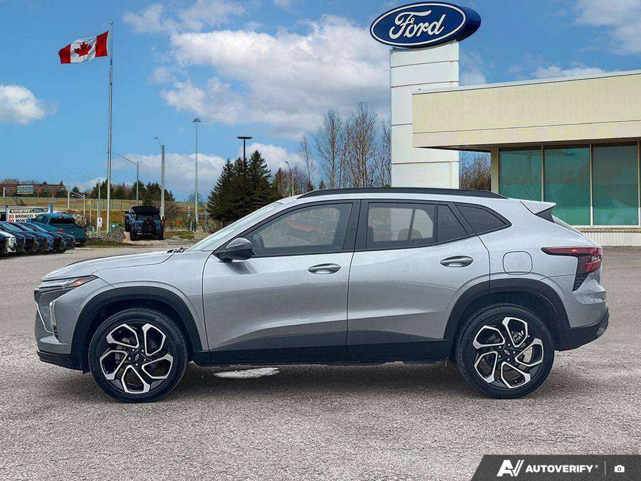 2025 Chevrolet Trax 2RS   SUNROOF   LTHR   ADAPTIVE CRUISE Photo