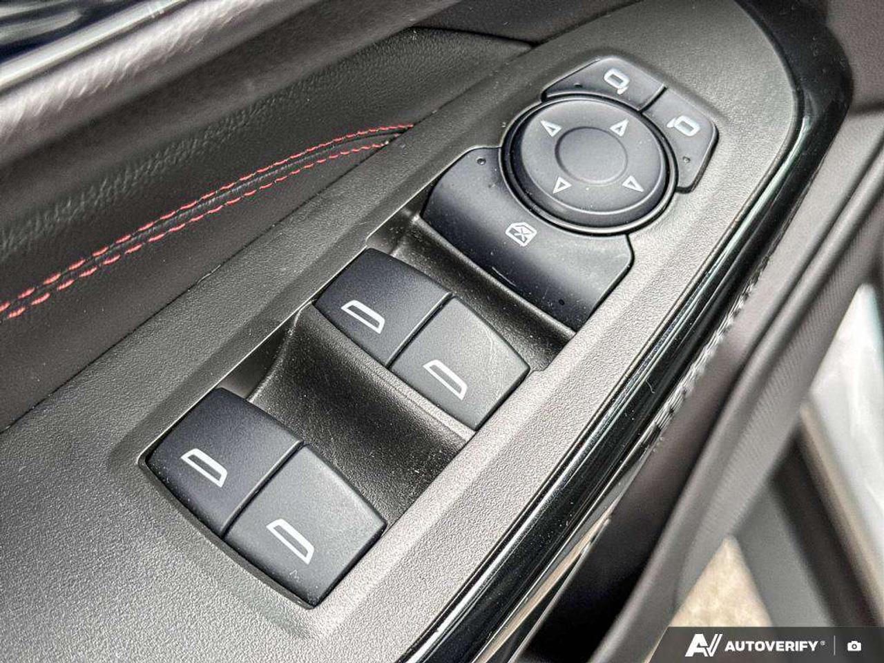 2025 Chevrolet Trax 2RS   SUNROOF   LTHR   ADAPTIVE CRUISE Photo
