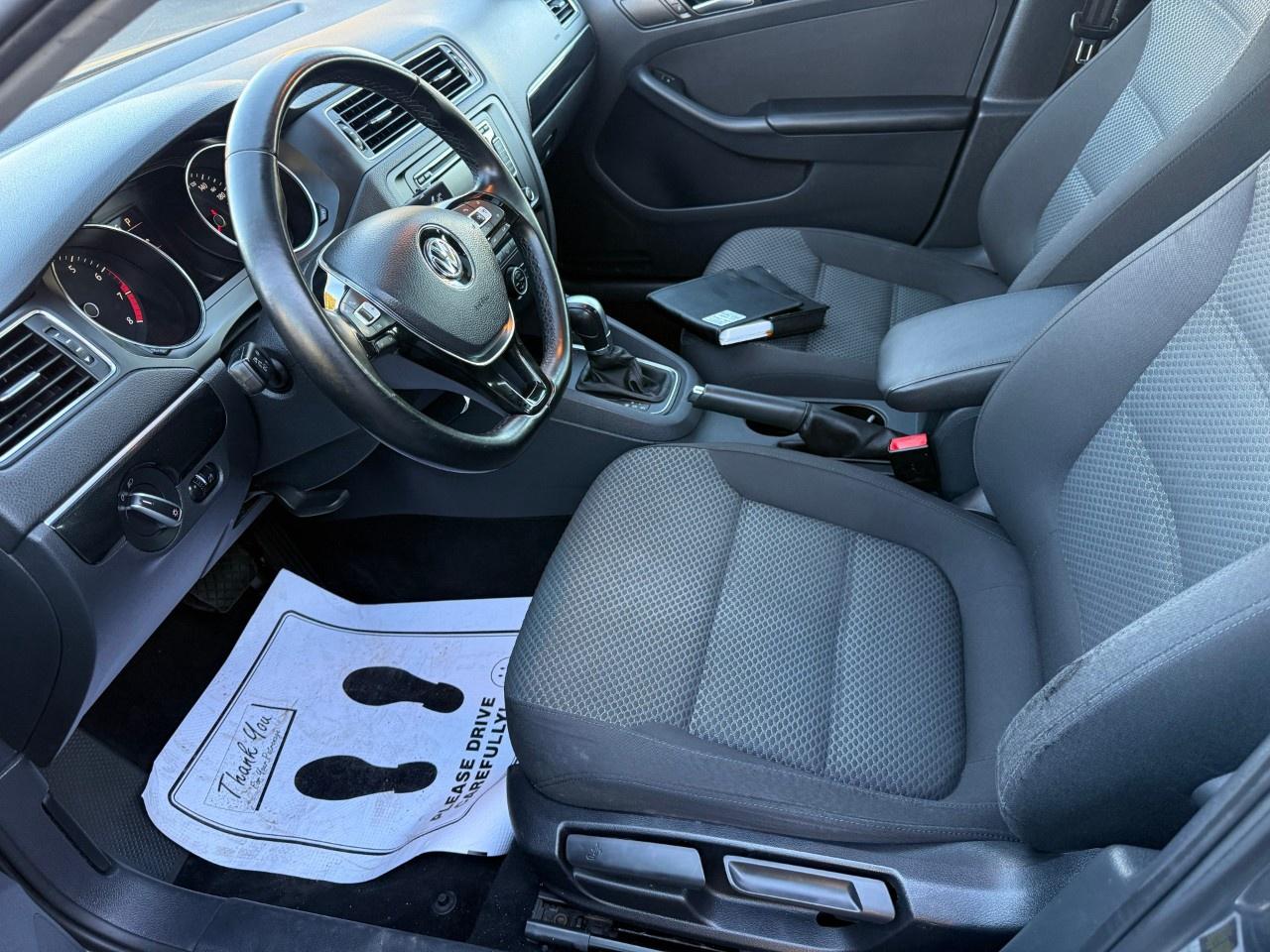 2015 Volkswagen Jetta Sedan 4dr 1.8 TSI Auto Comfortline Photo
