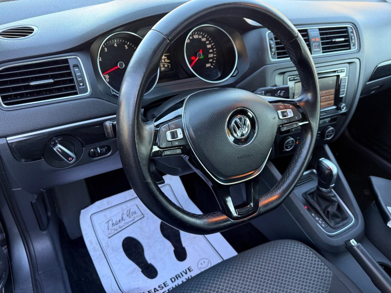 2015 Volkswagen Jetta Sedan 4dr 1.8 TSI Auto Comfortline Photo