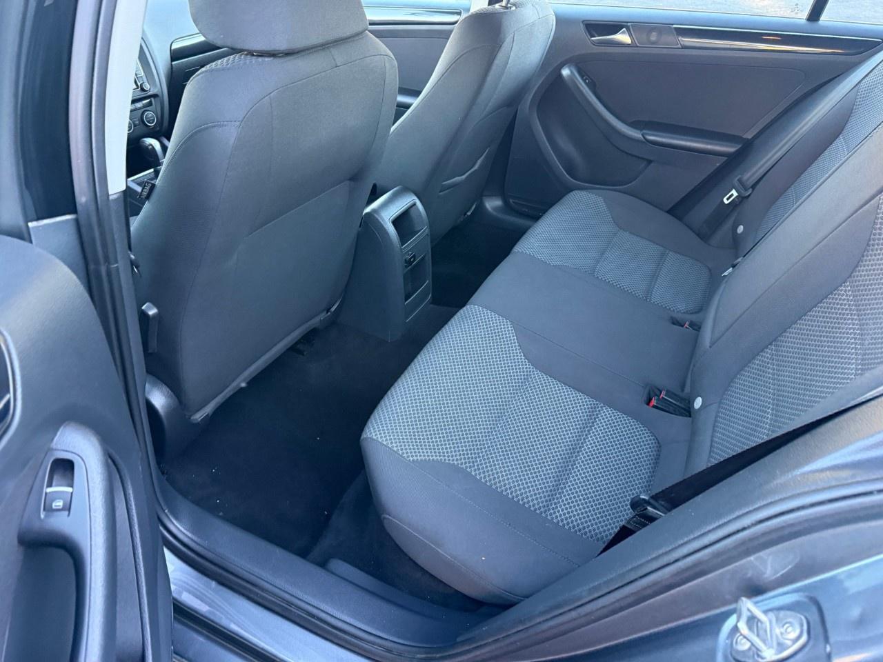 2015 Volkswagen Jetta Sedan 4dr 1.8 TSI Auto Comfortline Photo