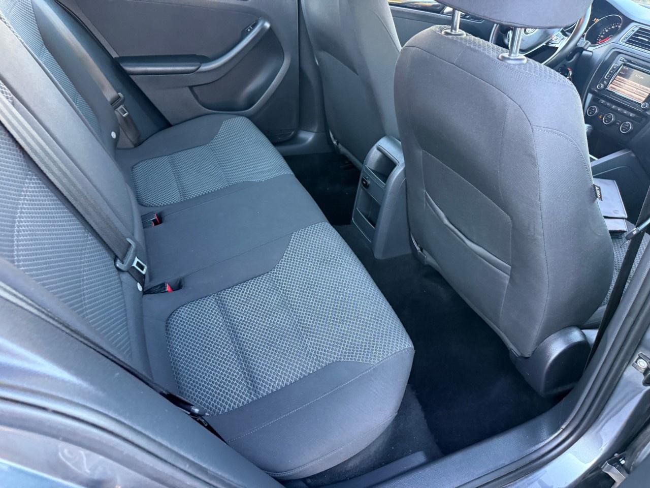 2015 Volkswagen Jetta Sedan 4dr 1.8 TSI Auto Comfortline Photo