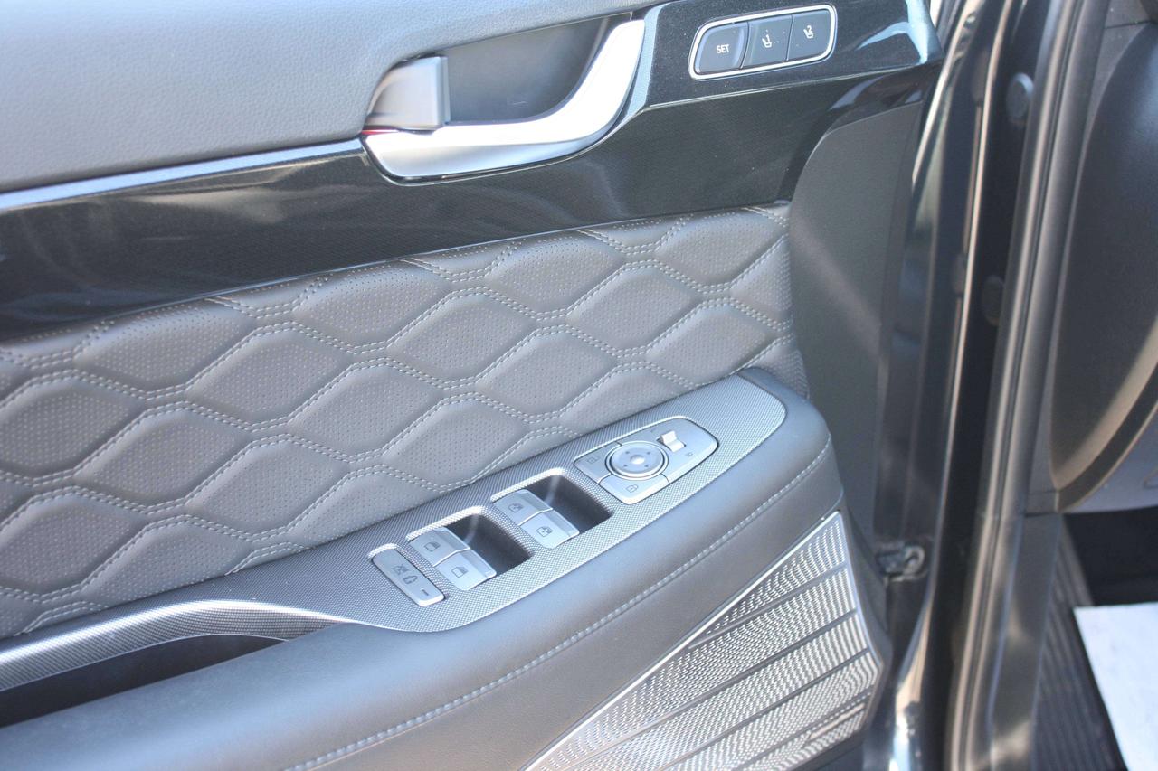 2022 Hyundai PALISADE Ultimate / Nappa Leather / HUD / 360 Camera Photo