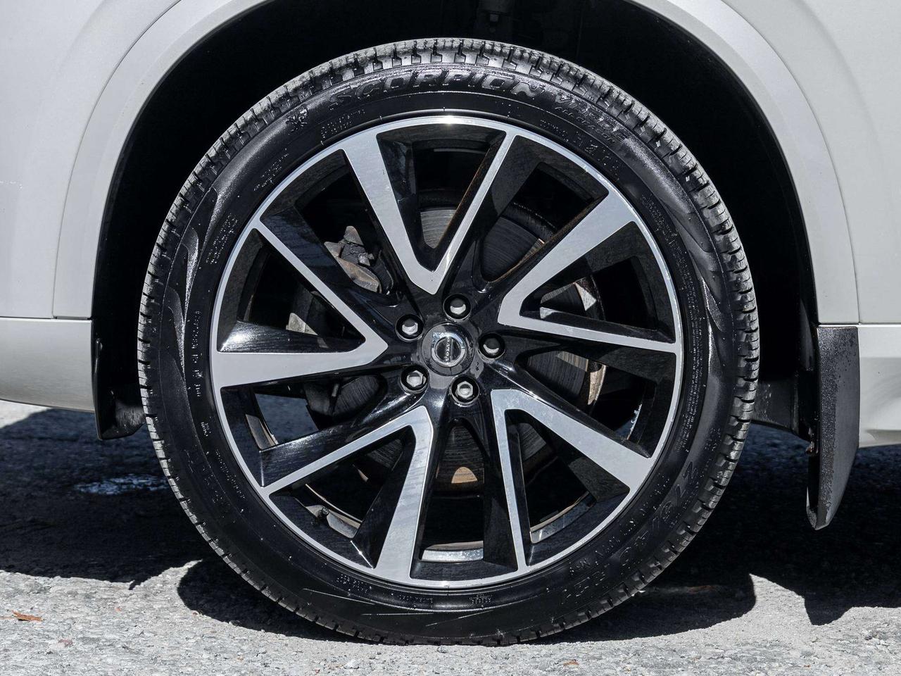 2020 Volvo XC90 MOMENTUM PLUS^Trade In^One Owner^6 Seater Photo