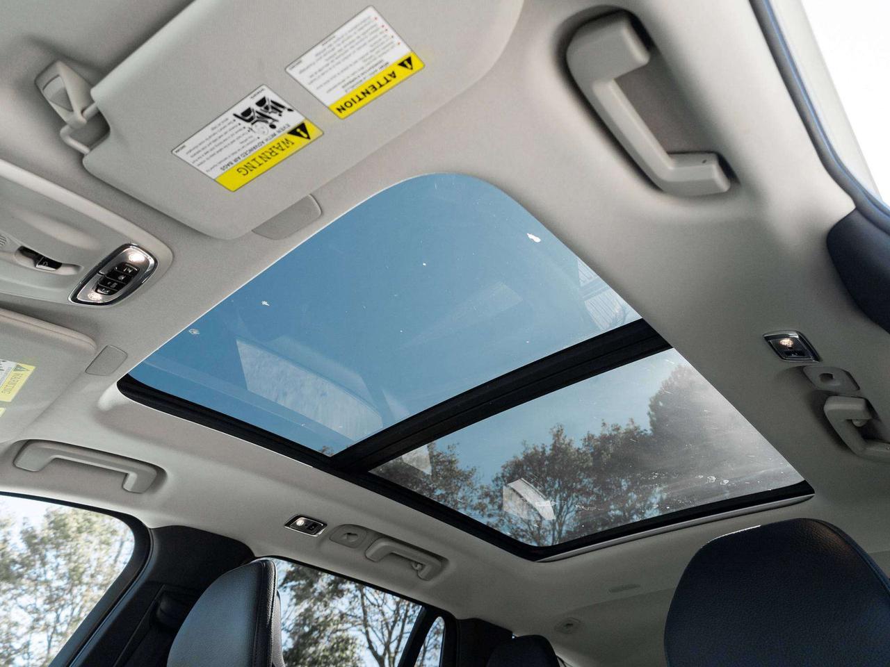 2020 Volvo XC90 MOMENTUM PLUS^Trade In^One Owner^6 Seater Photo