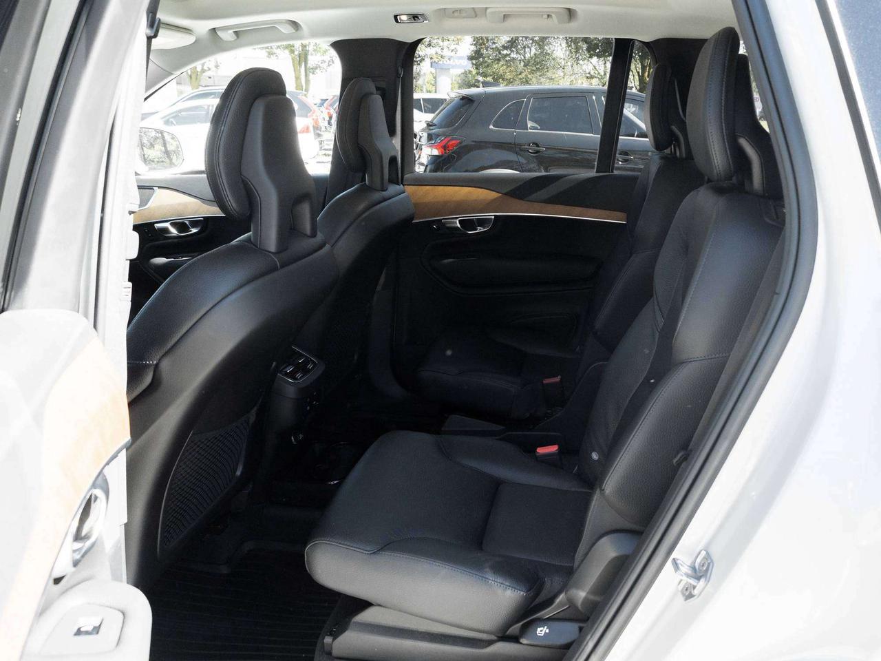 2020 Volvo XC90 MOMENTUM PLUS^Trade In^One Owner^6 Seater Photo