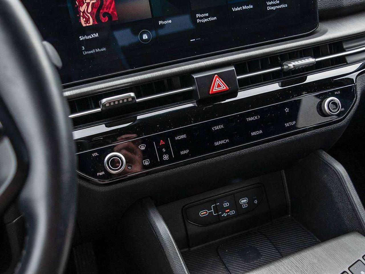 2026 Kia Sportage X-Line   AWD   Heated Seats   Apple CarPlay   Backup Camera Photo