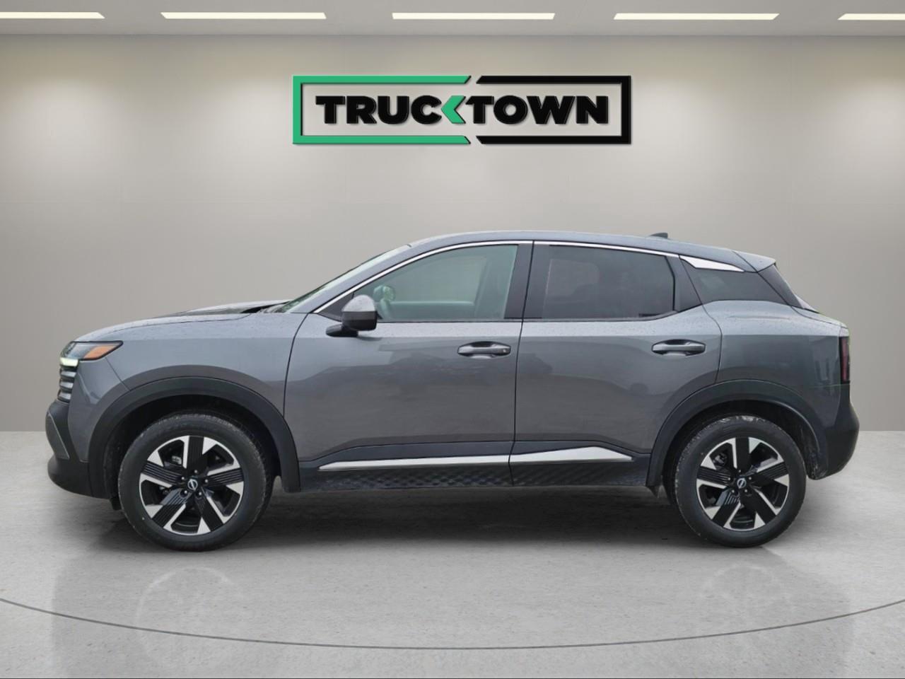 2025 Nissan Kicks SV 4dr All-Wheel Drive Photo