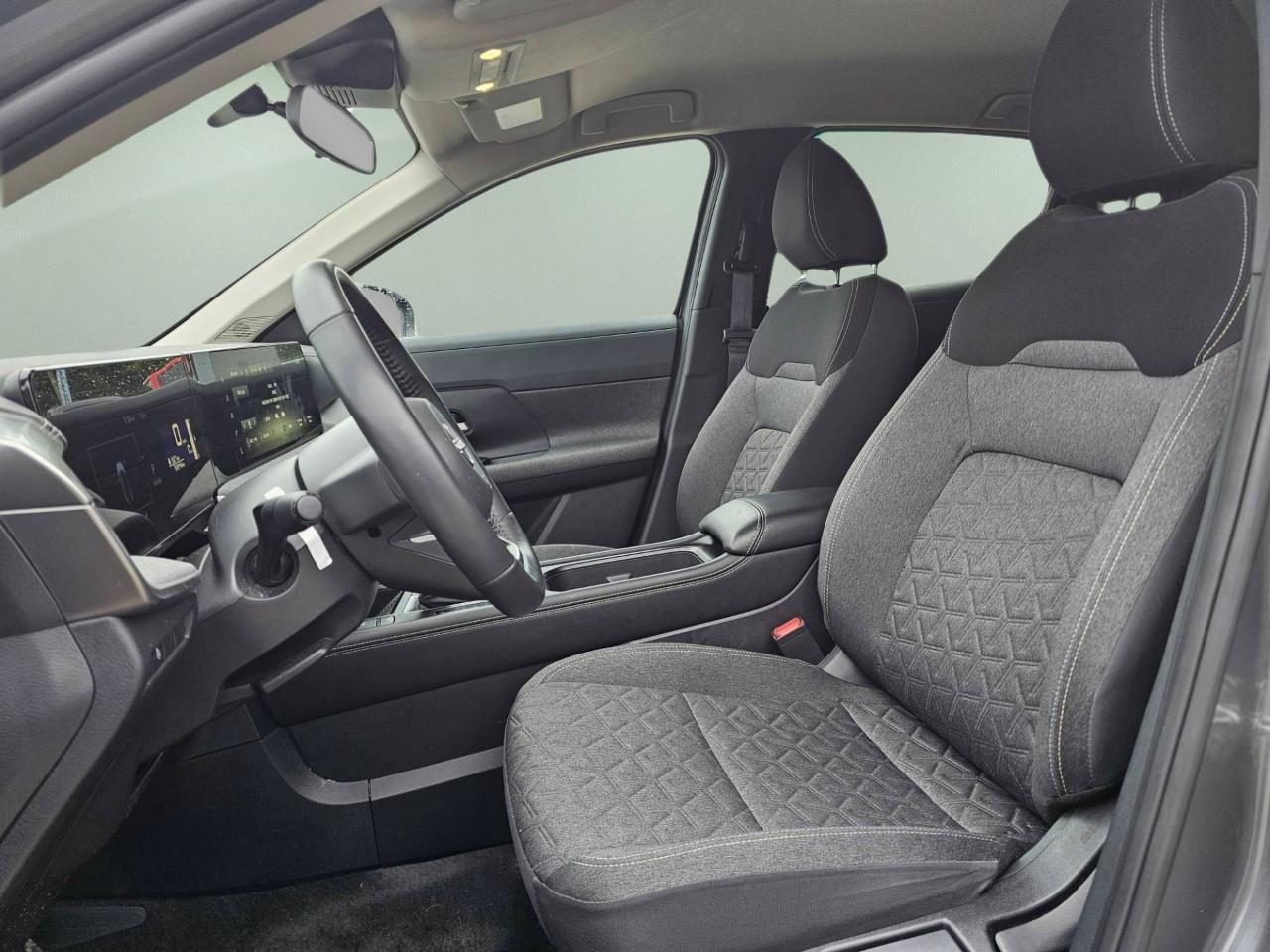 2025 Nissan Kicks SV 4dr All-Wheel Drive Photo