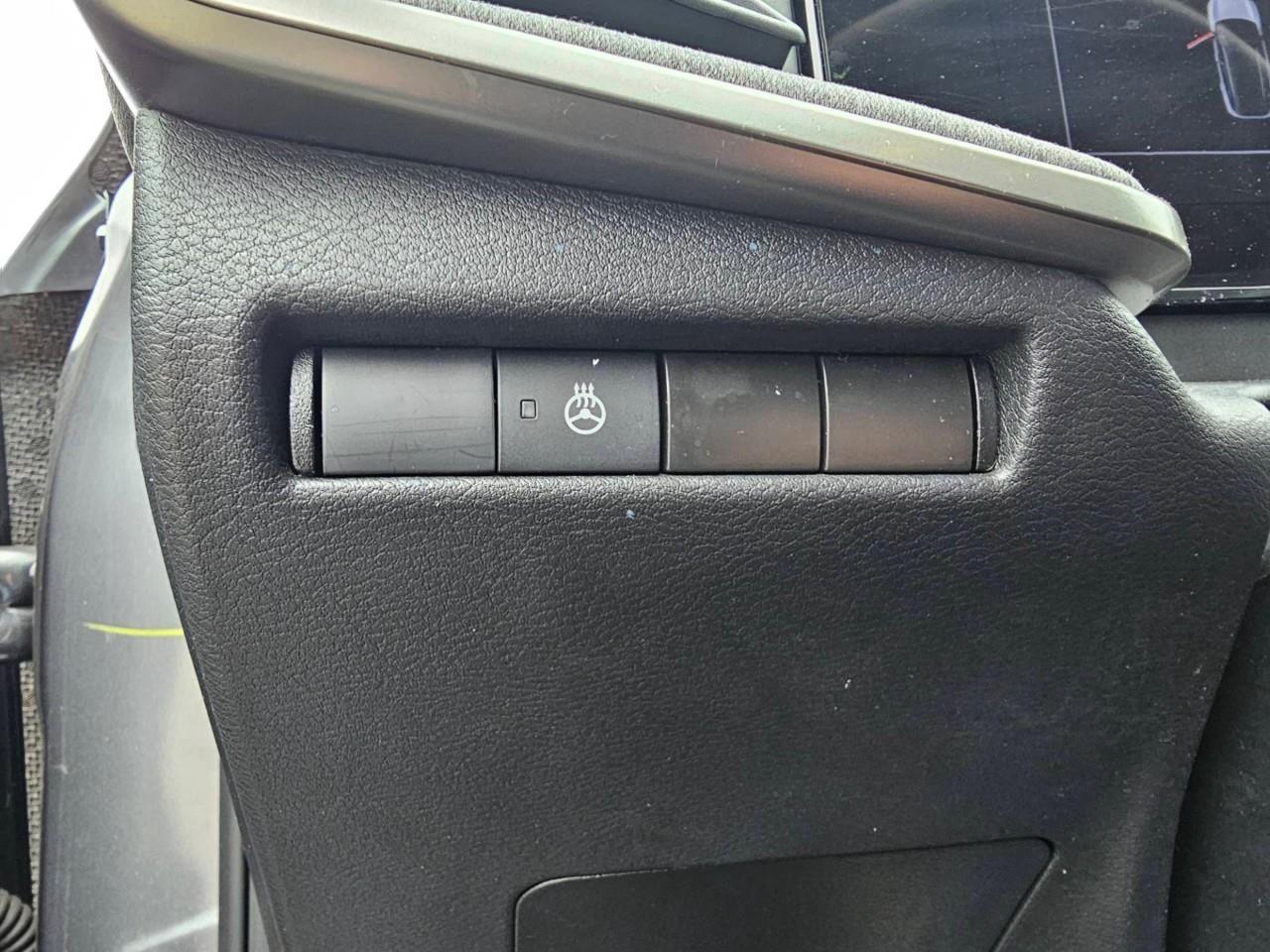 2025 Nissan Kicks SV 4dr All-Wheel Drive Photo
