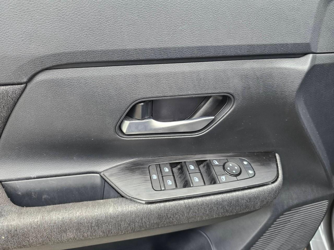 2025 Nissan Kicks SV 4dr All-Wheel Drive Photo