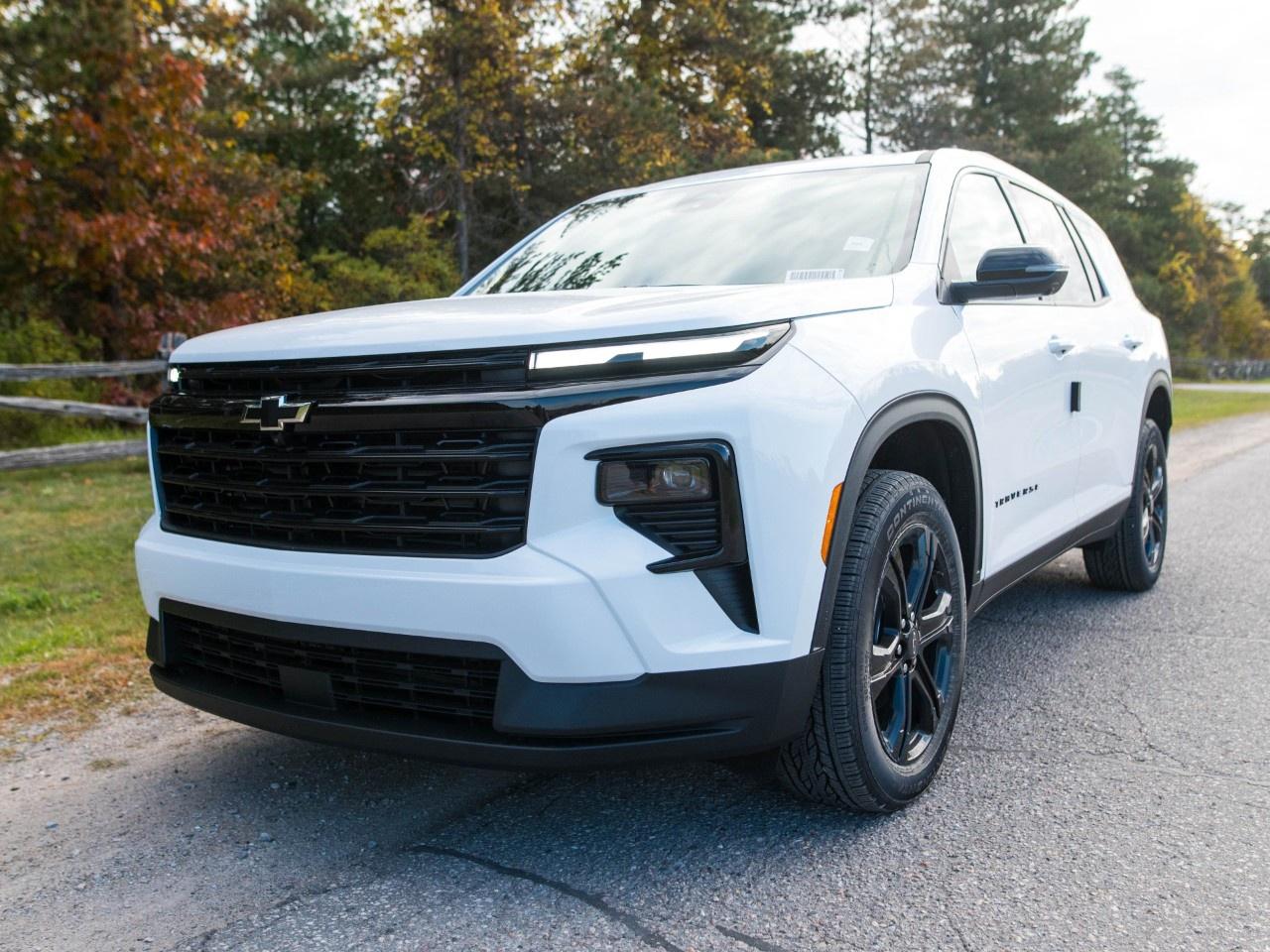2027 Chevrolet Traverse AWD 4dr LT Photo