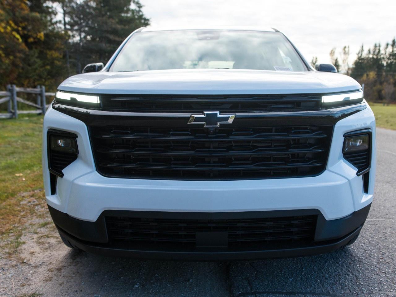 2027 Chevrolet Traverse AWD 4dr LT Photo