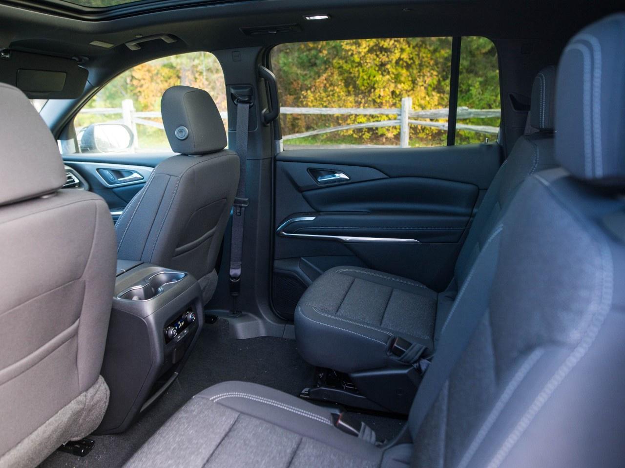 2027 Chevrolet Traverse AWD 4dr LT Photo