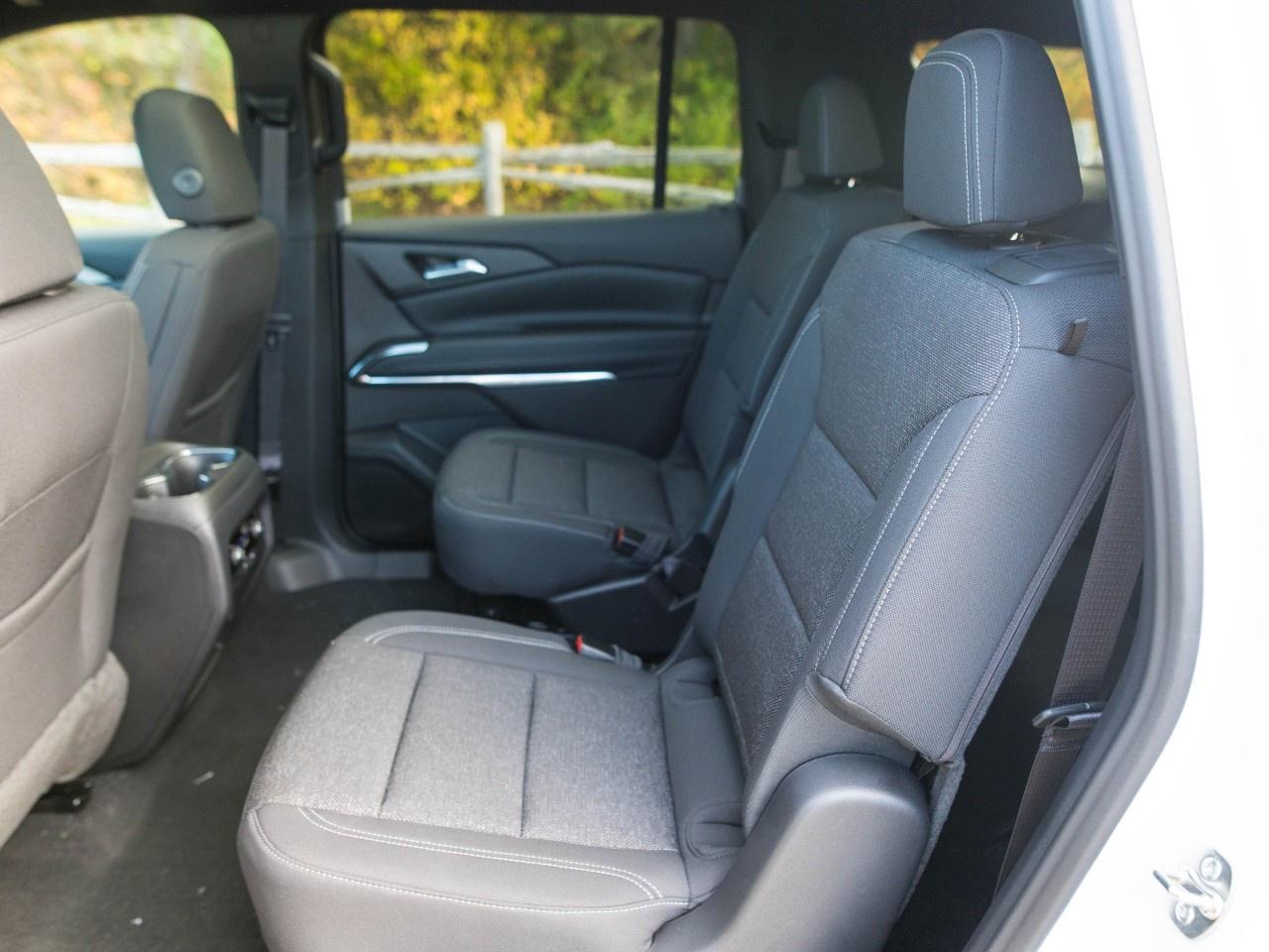 2027 Chevrolet Traverse AWD 4dr LT Photo