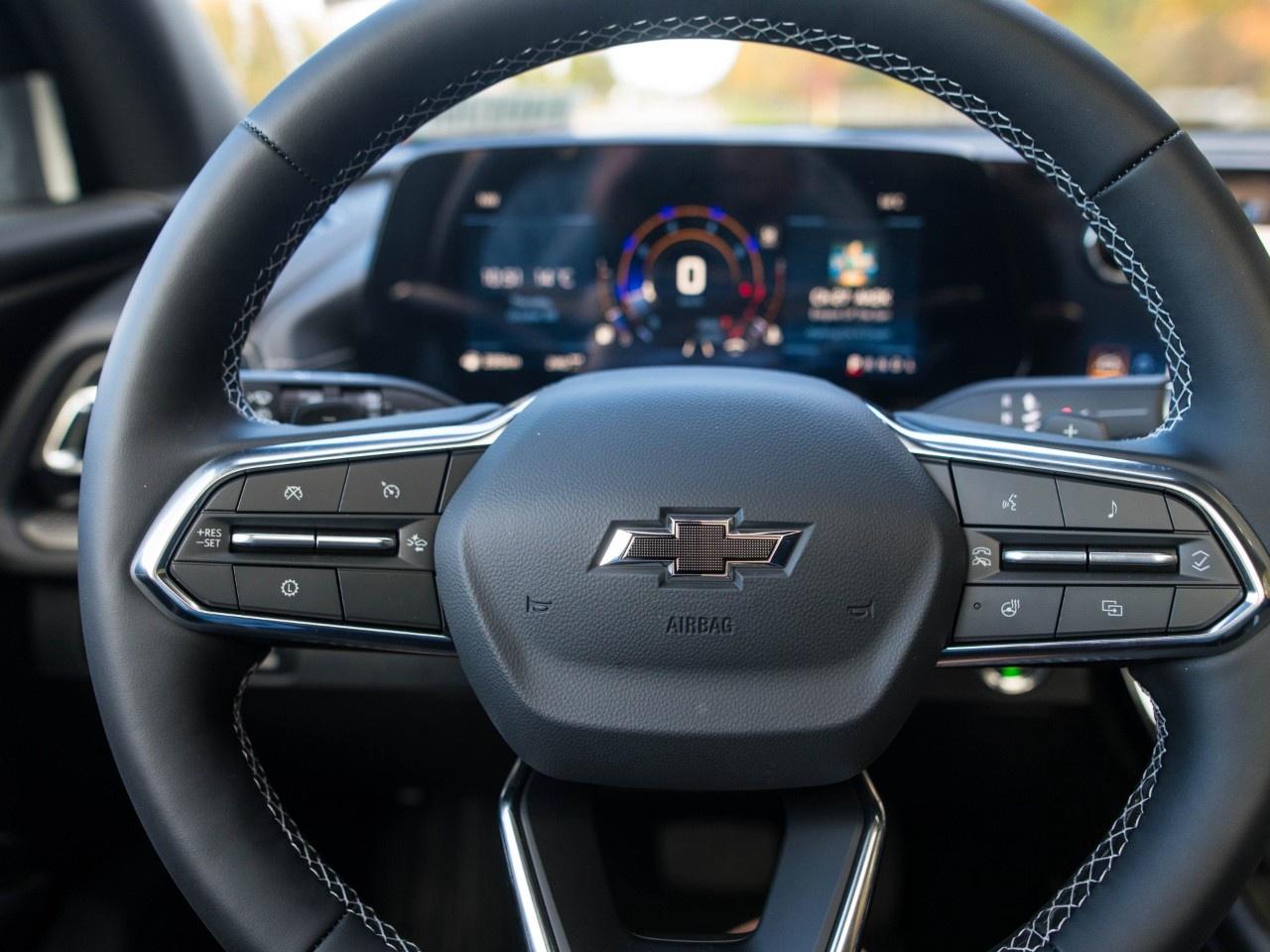 2027 Chevrolet Traverse AWD 4dr LT Photo