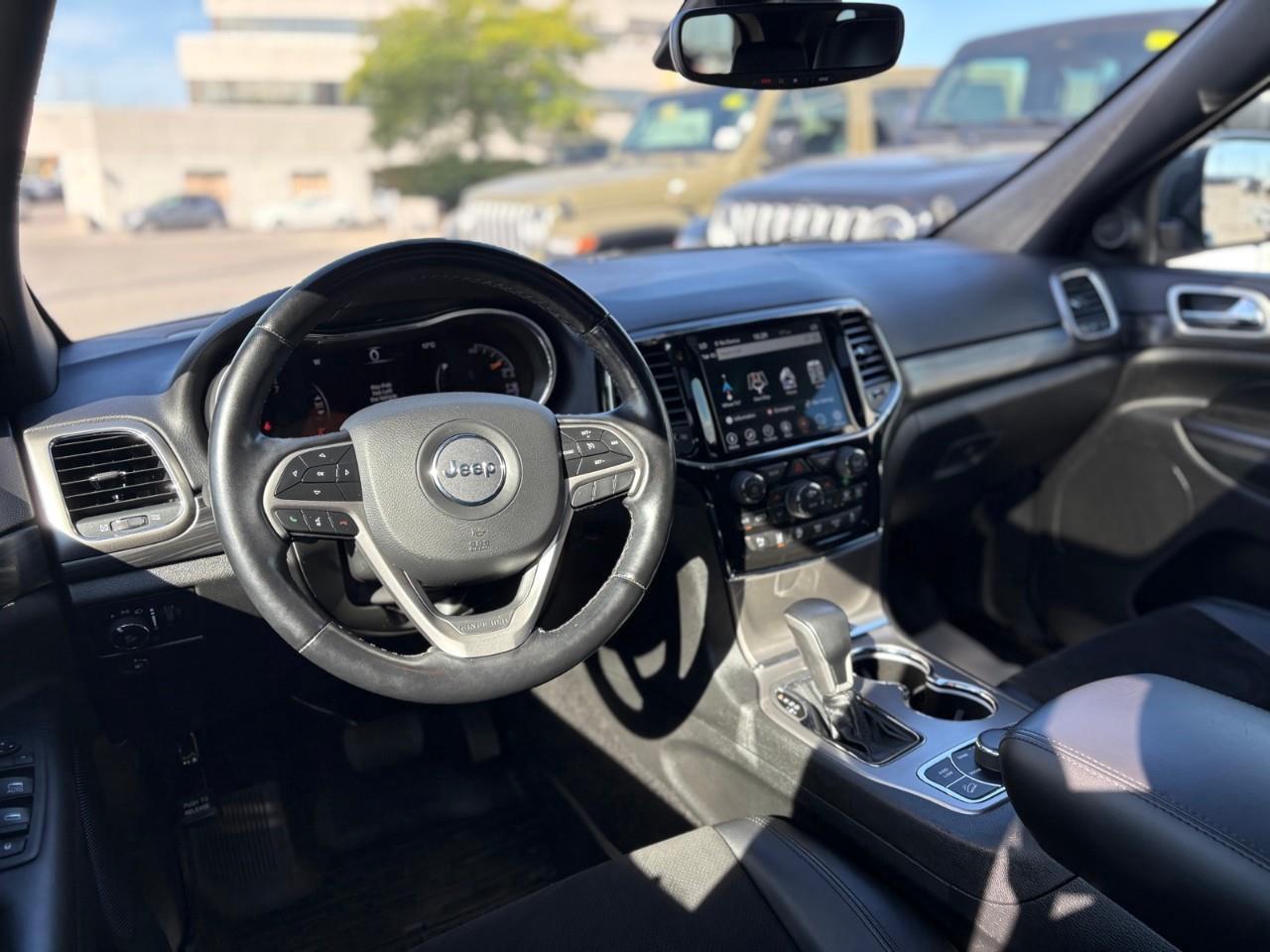 2021 Jeep Grand Cherokee Laredo 4dr 4x4 Photo