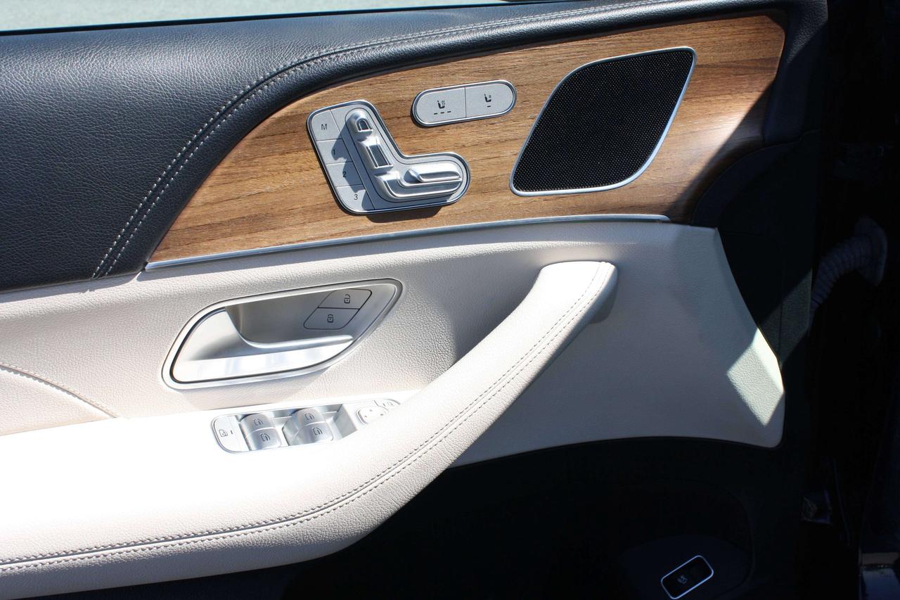 2022 Mercedes-Benz GLE 4MATIC® Photo