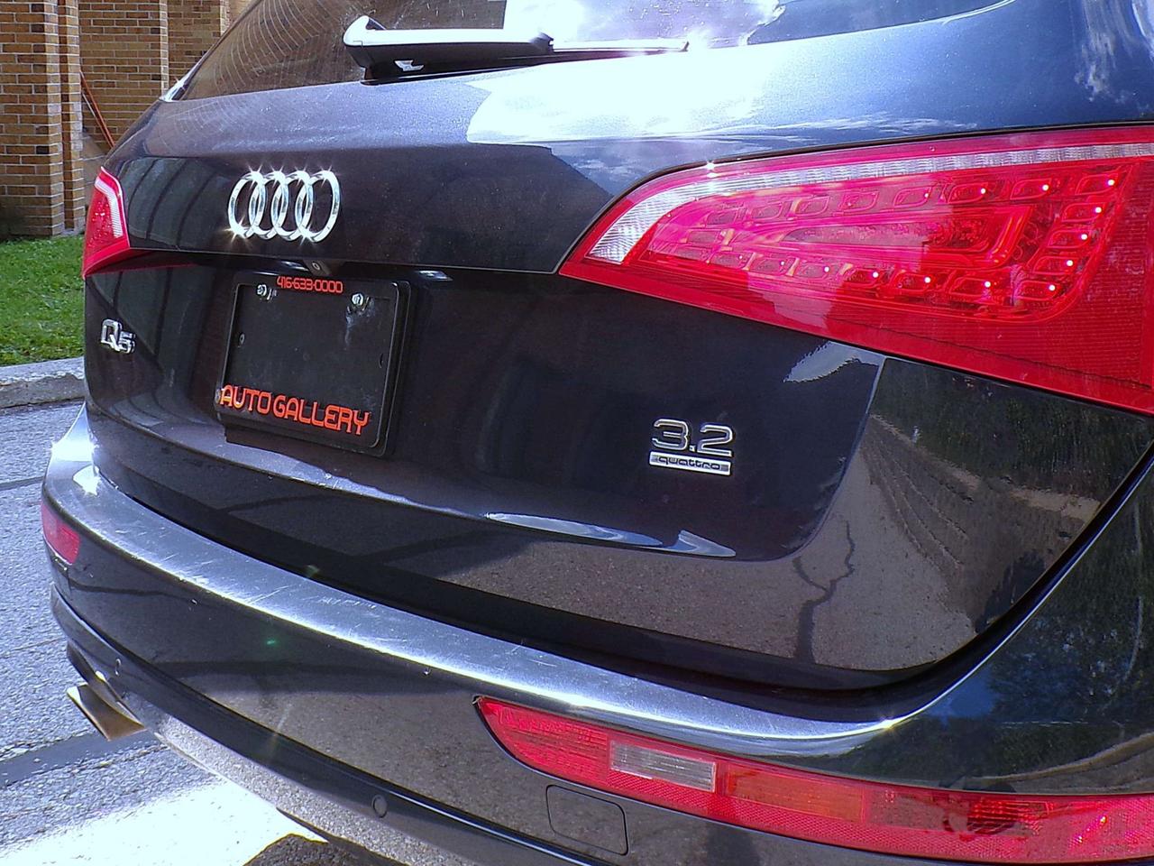 2012 Audi Q5 3.2L FSI QUATTRO TECHNIK/PREMIUM+ CAMERA NAVI PANO ROOF Photo