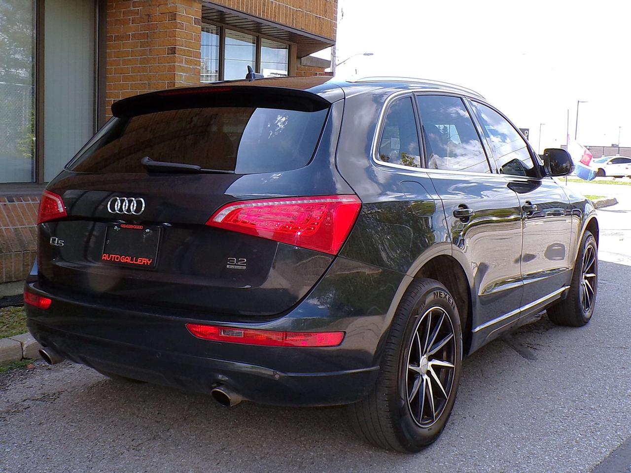 2012 Audi Q5 3.2L FSI QUATTRO TECHNIK/PREMIUM+ CAMERA NAVI PANO ROOF Photo
