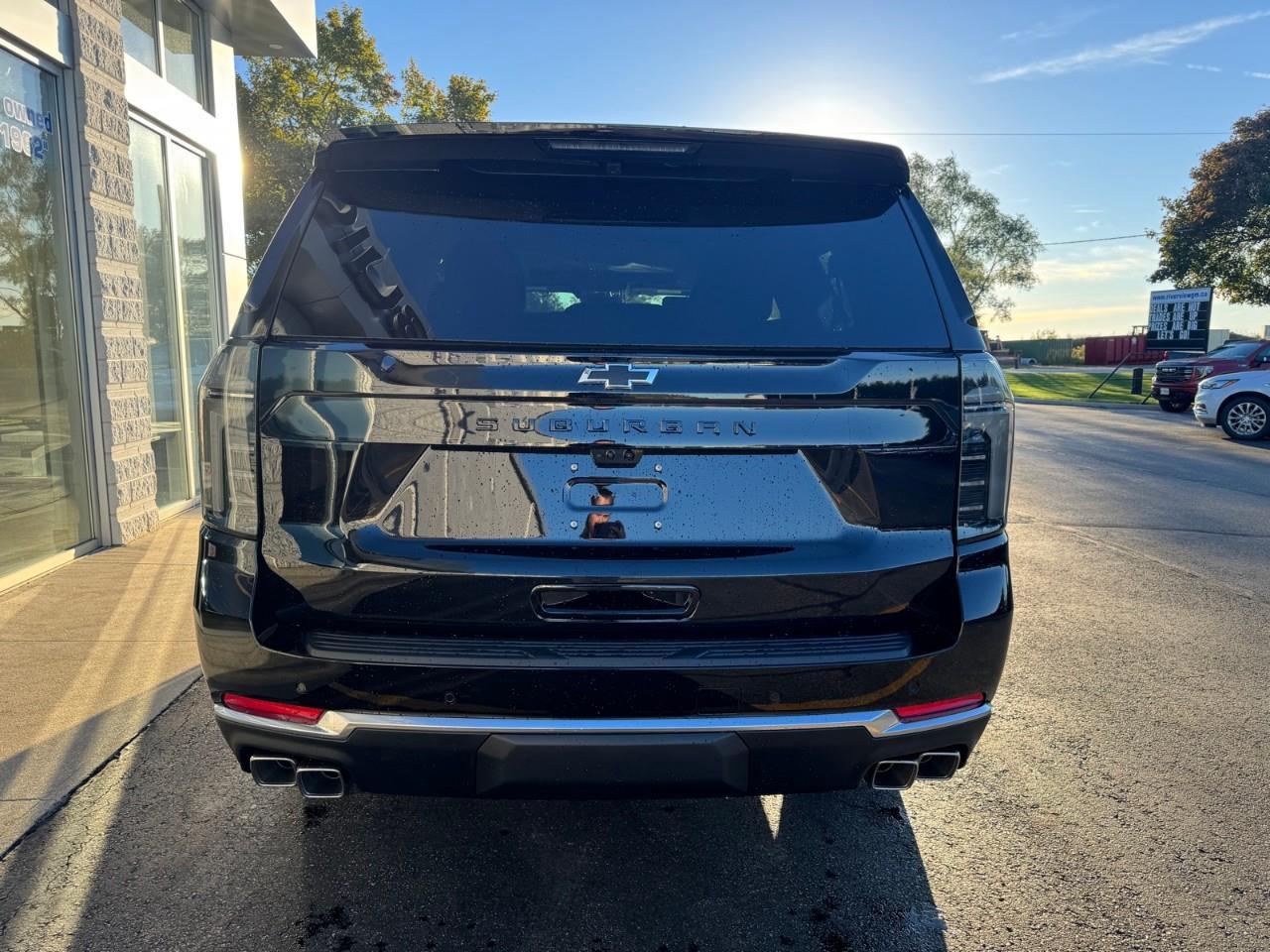 2027 Chevrolet Suburban High Country 4dr 4x4 Photo