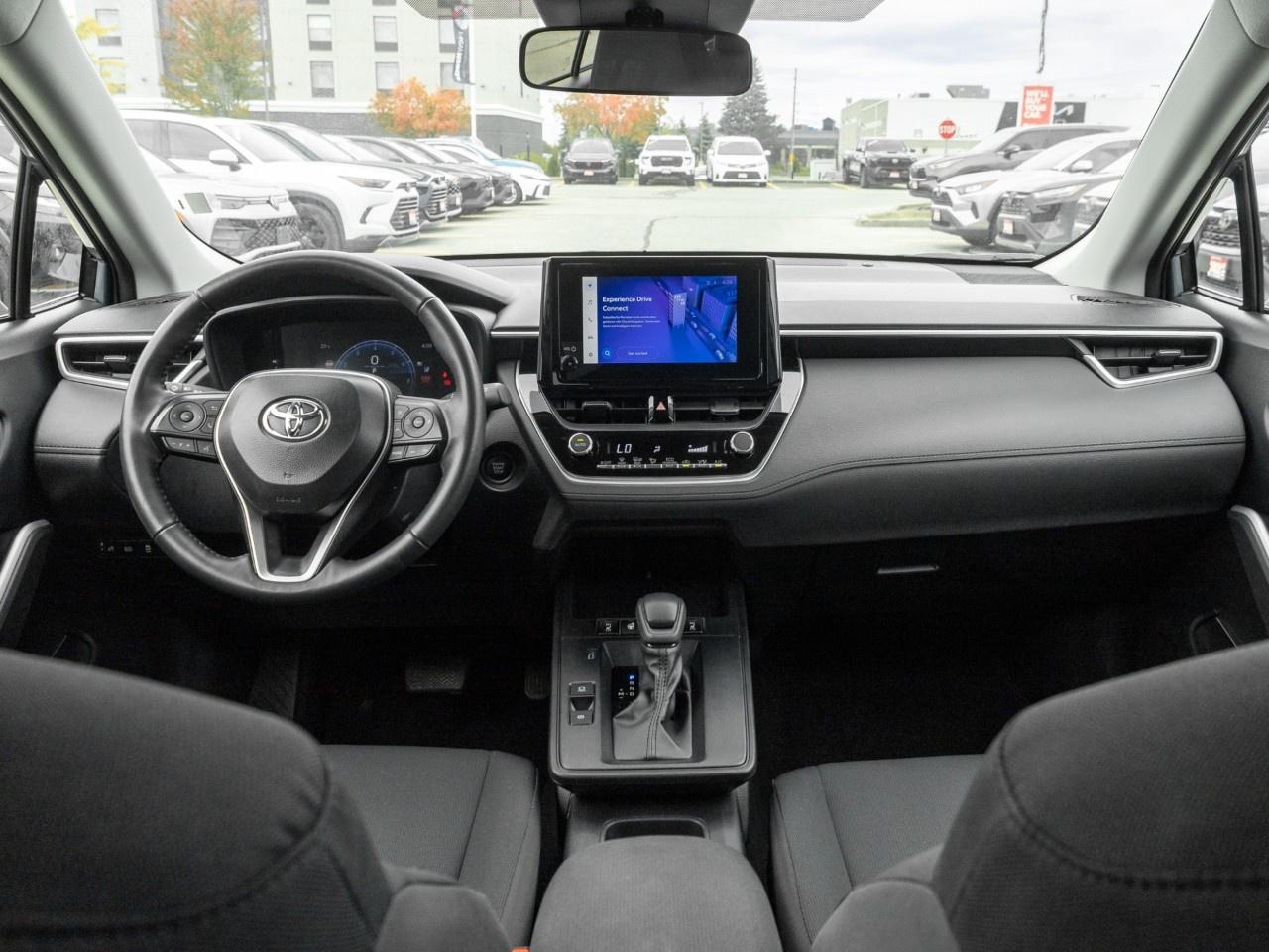 2026 Toyota Corolla Cross LE AWD Photo
